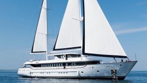 Yacht à voile Aiaxaia
