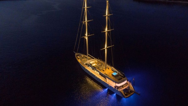 Yacht à voile Aurum Sky