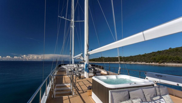 Yacht à voile Aurum Sky
