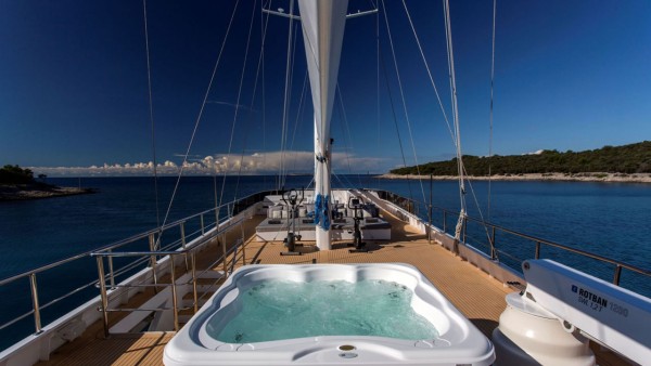 Yacht à voile Aurum Sky
