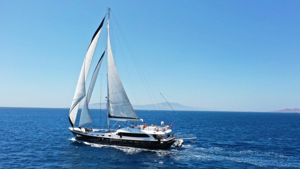 Yacht à voile Canaria