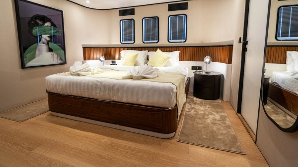 Yacht à voile De Love