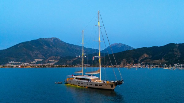 Yacht à voile King of the Sea