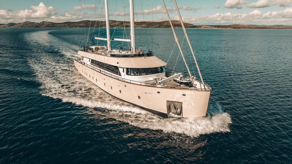 Yacht à voile Maxita