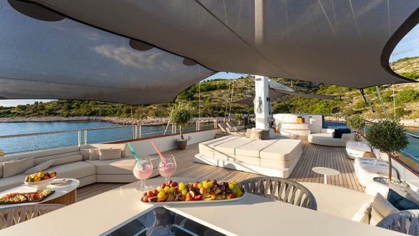 Yacht à voile Maxita