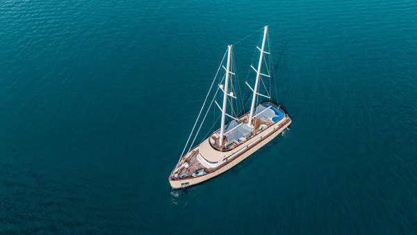 Yacht à voile Maxita