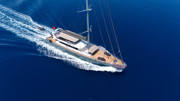 North Wind Yacht à voile