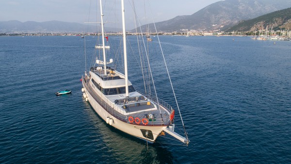 Goélette Queen of Makri