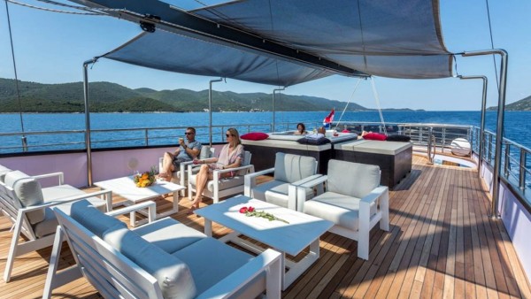 Yacht à voile Rara Avis