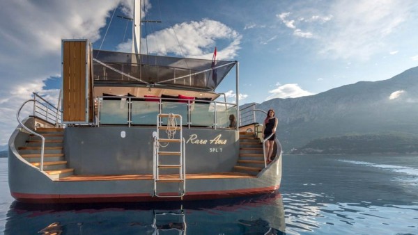 Yacht à voile Rara Avis