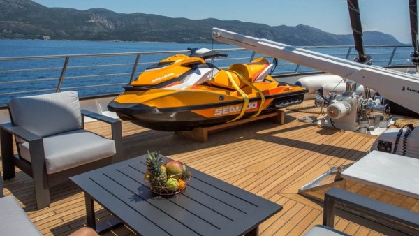 Yacht à voile Rara Avis