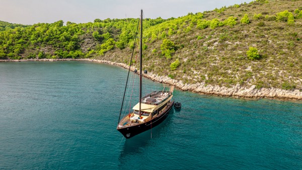 Yacht à voile Santa Clara