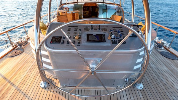 Yacht à voile Silver Moon