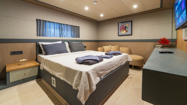 Yacht à moteur Albatros Explorer