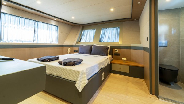 Yacht à moteur Albatros Explorer
