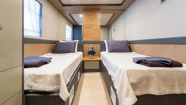 Yacht à moteur Albatros Explorer