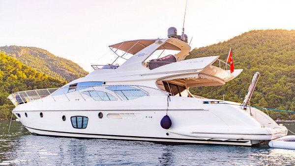 Yacht à moteur Azimut 62 Fly VIP