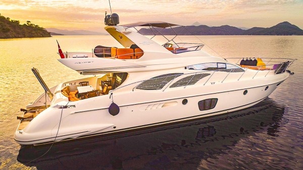 Yacht à moteur Azimut 62 Fly VIP