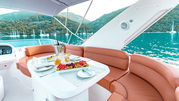 Yacht à moteur Azimut 62 Fly VIP