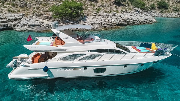 Yacht à moteur Azimut 62 Fly VIP