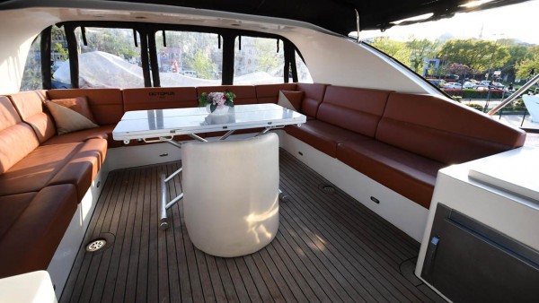 Yacht à moteur Azimut 65 Gokce