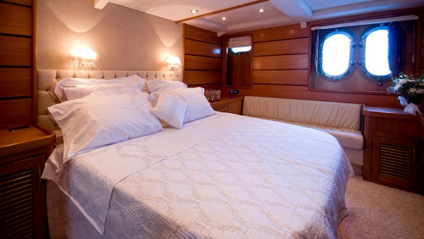Yacht à moteur Azmim