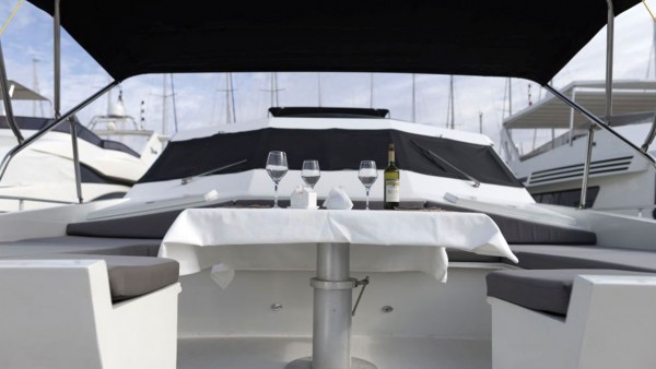 Yacht à moteur Bige Derin