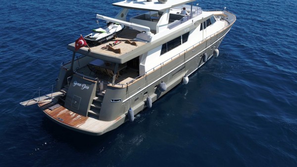 Yacht à moteur Bona Dea