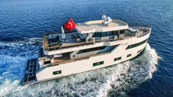 Yacht à moteur Cinar Yildizi