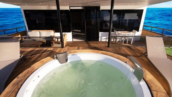 Yacht à moteur Limitless