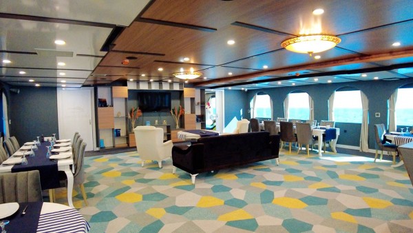 Yacht à moteur Limitless