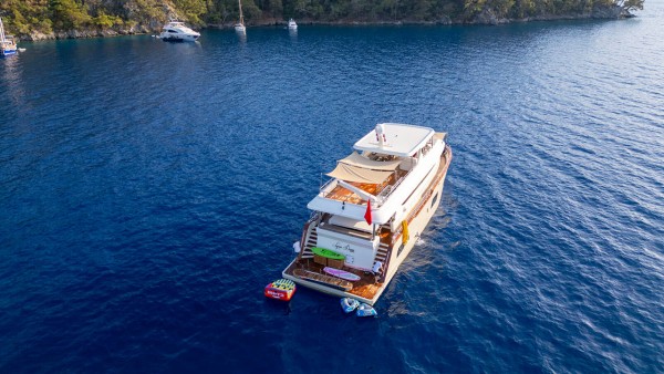 Yacht à moteur Lycian Dream