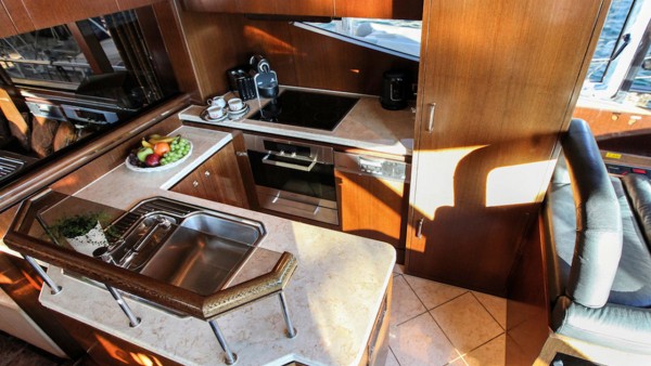 Yacht à moteur Mira Mare