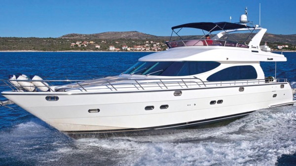 Yacht à moteur Mira Mare