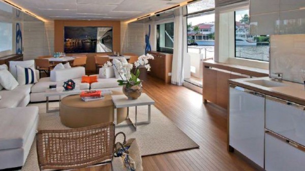 Yacht à moteur Morning Star