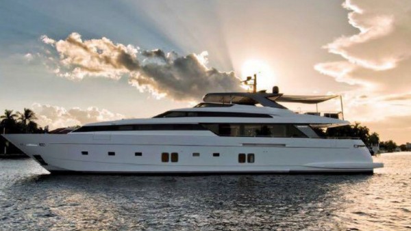 Yacht à moteur Morning Star
