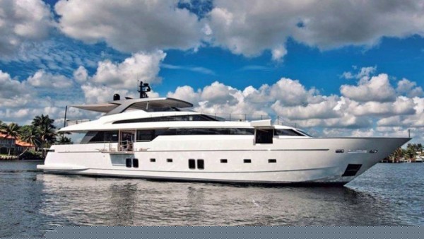 Yacht à moteur Morning Star