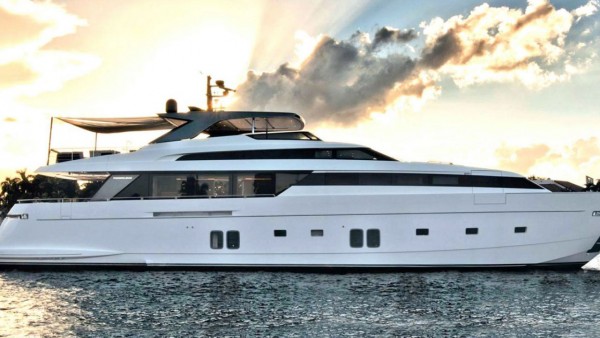Yacht à moteur Morning Star