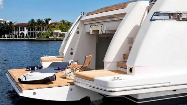 Yacht à moteur Morning Star