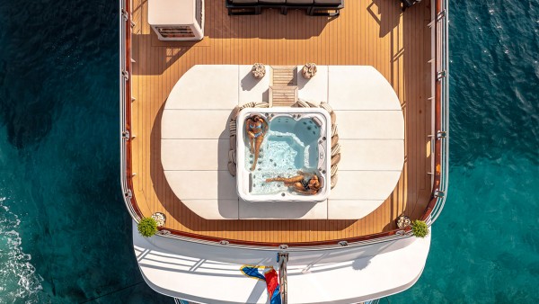 Yacht à moteur M/Y Freedom