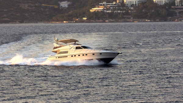 Yacht à moteur New Dawn