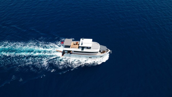 Yacht à moteur Oggusto