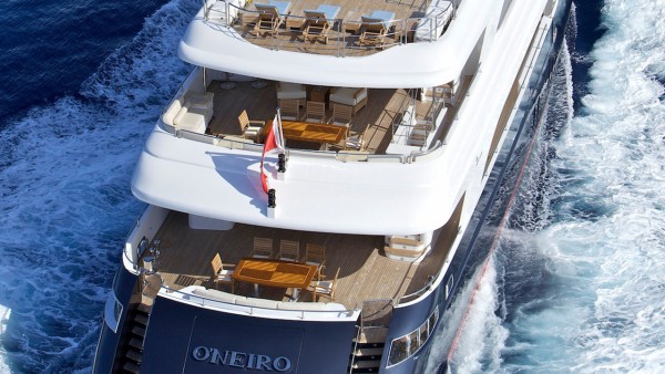 Yacht à moteur Oneiro