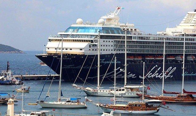 Goélette de Charter et Bateau de croisière